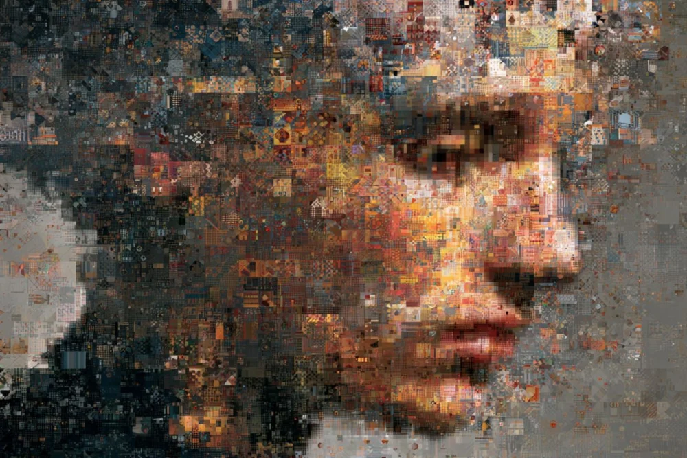 High-fidelity but hypometric spatial localization of afterimages across saccades
