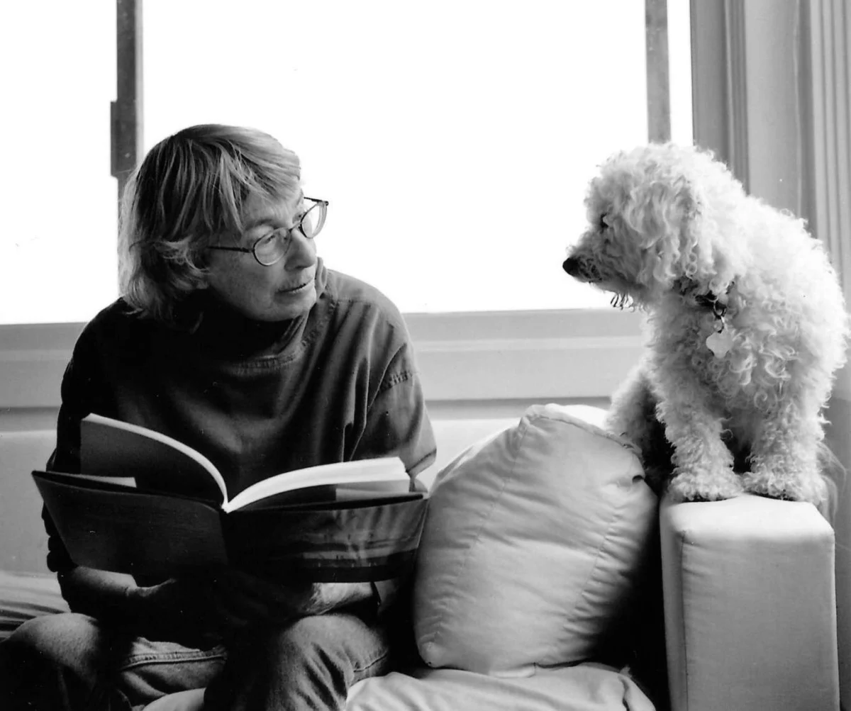 The Enduring Legacy of Attentive Visionaries: Honoring Mary Oliver and the Power of Presence
